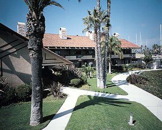 Отель Harbortown Point Вентура Экстерьер фото
